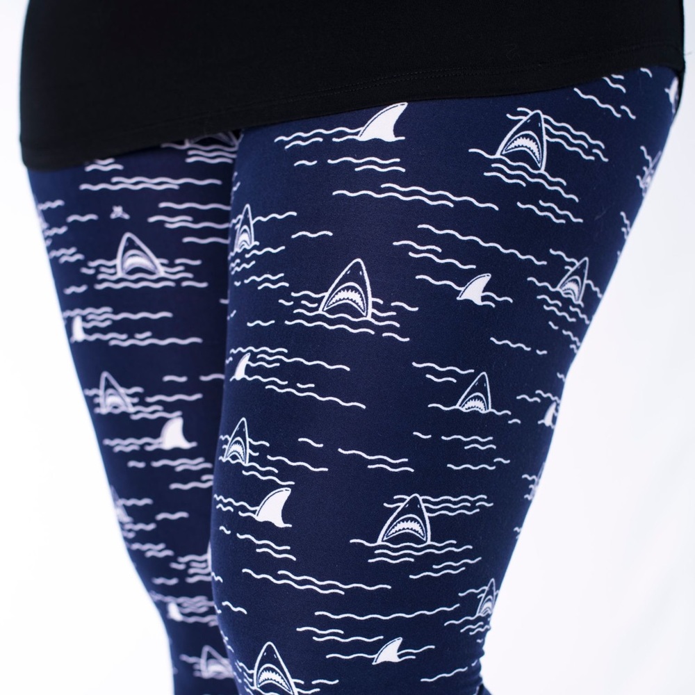 Sweetlegs shark leggings